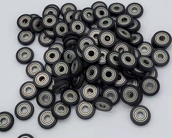 Rubber-coated bearings in kind